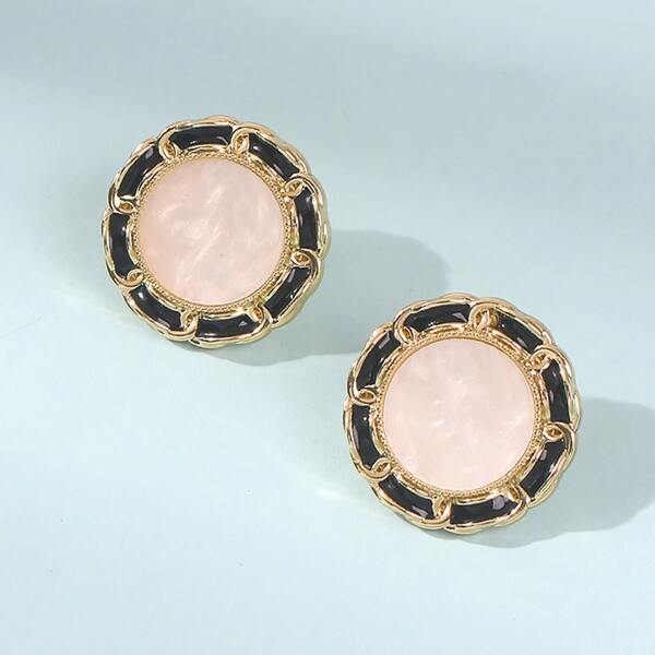 

Round Stud Earrings, White