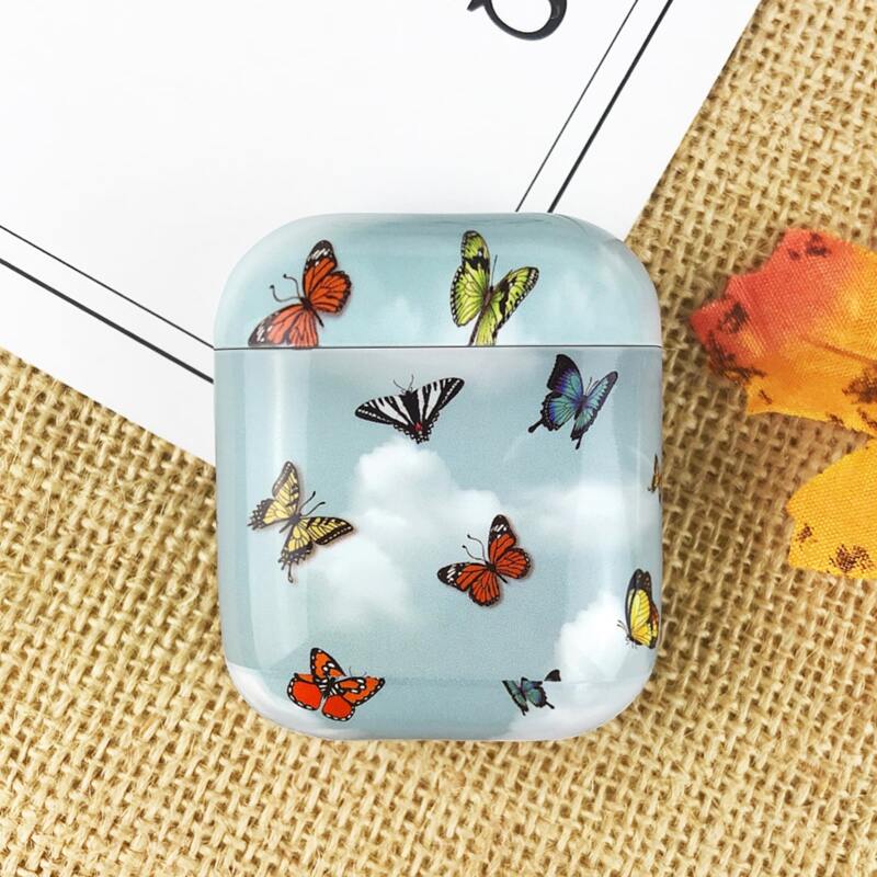 

Butterfly Print AirPods Case, Multicolor