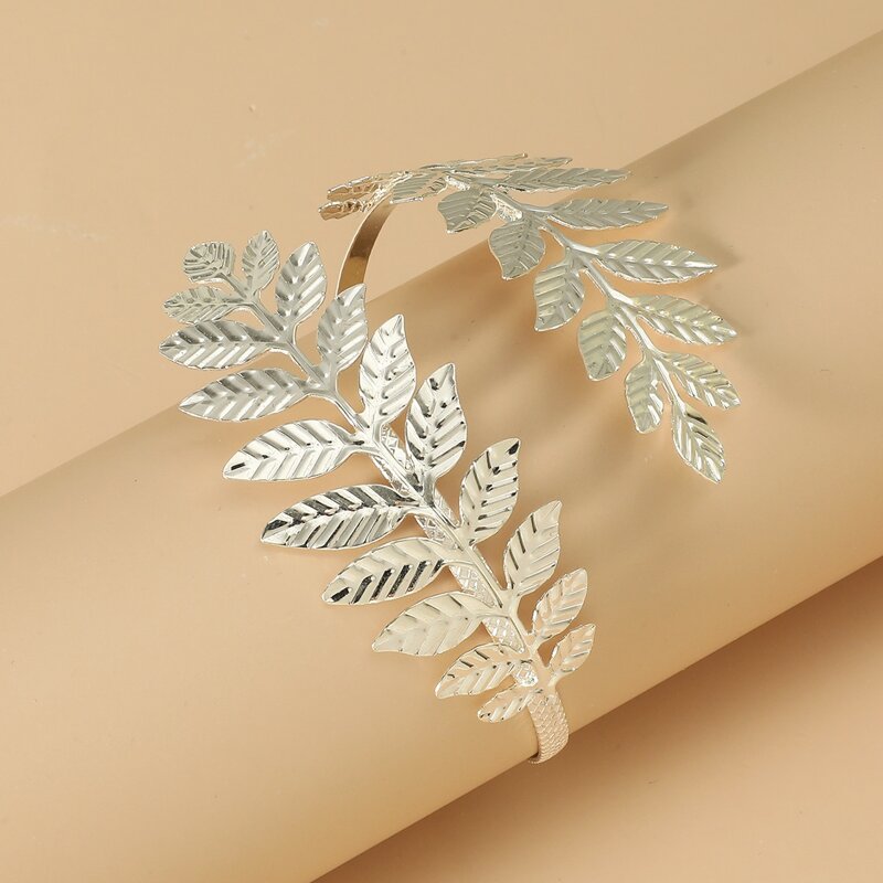

Leaf Design Bracelet, Silver