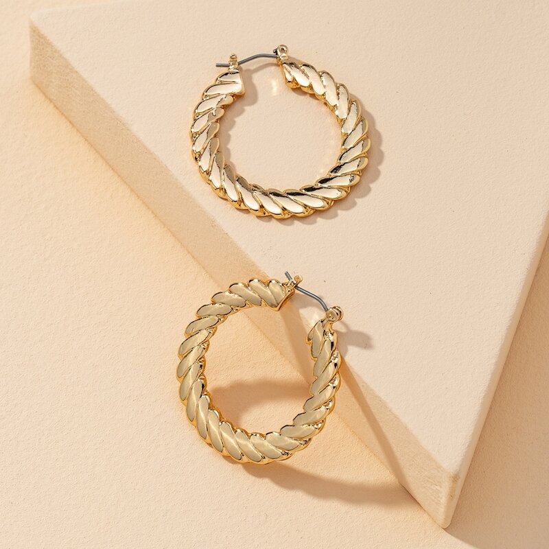 

Twist Hoop Earrings, Gold
