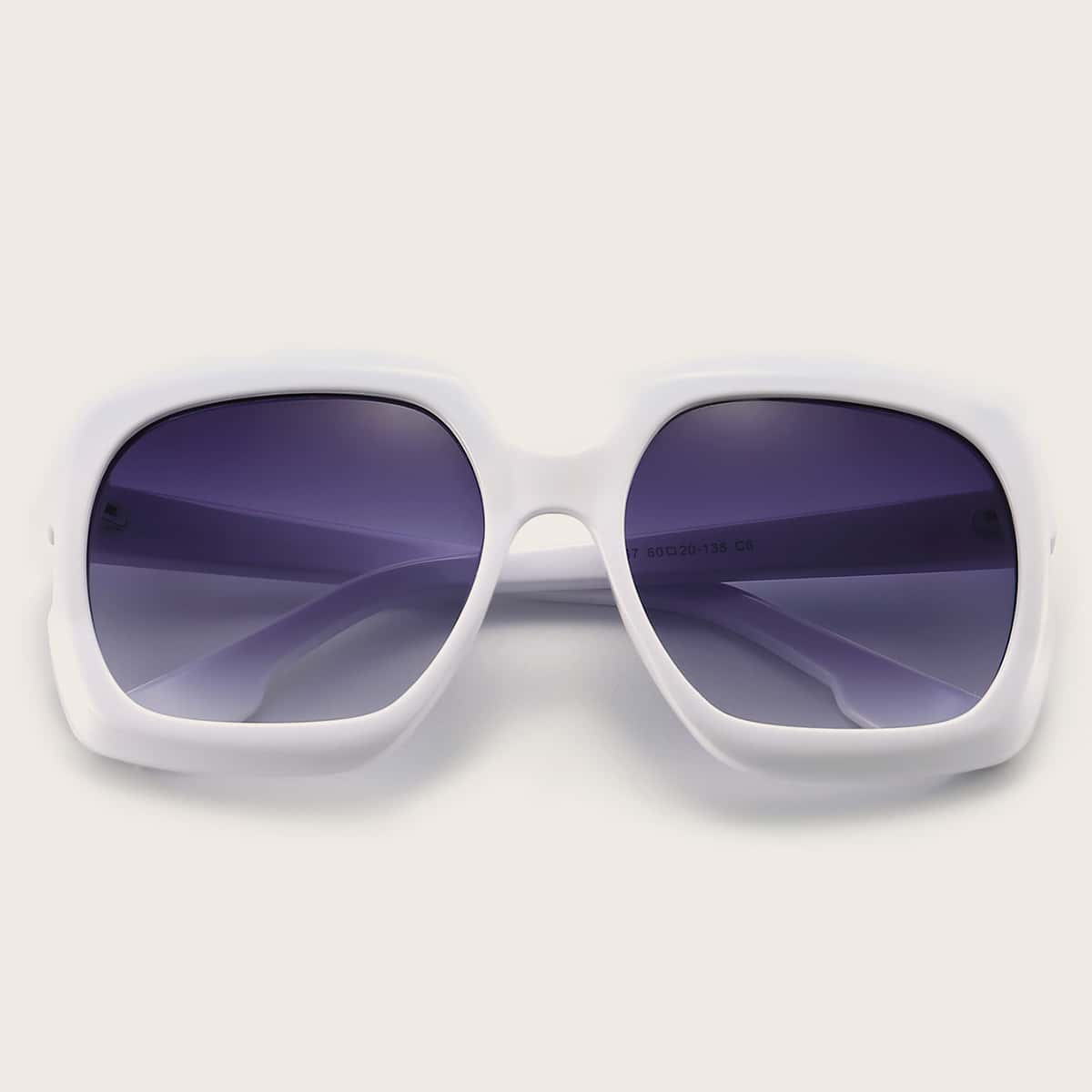 

Square Frame Sunglasses