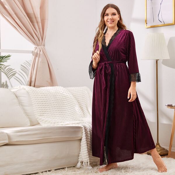 

Plus Lace Trim Belted Velvet Robe, Burgundy