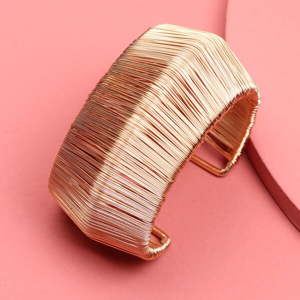 

Metal Cuff Bangle, Gold