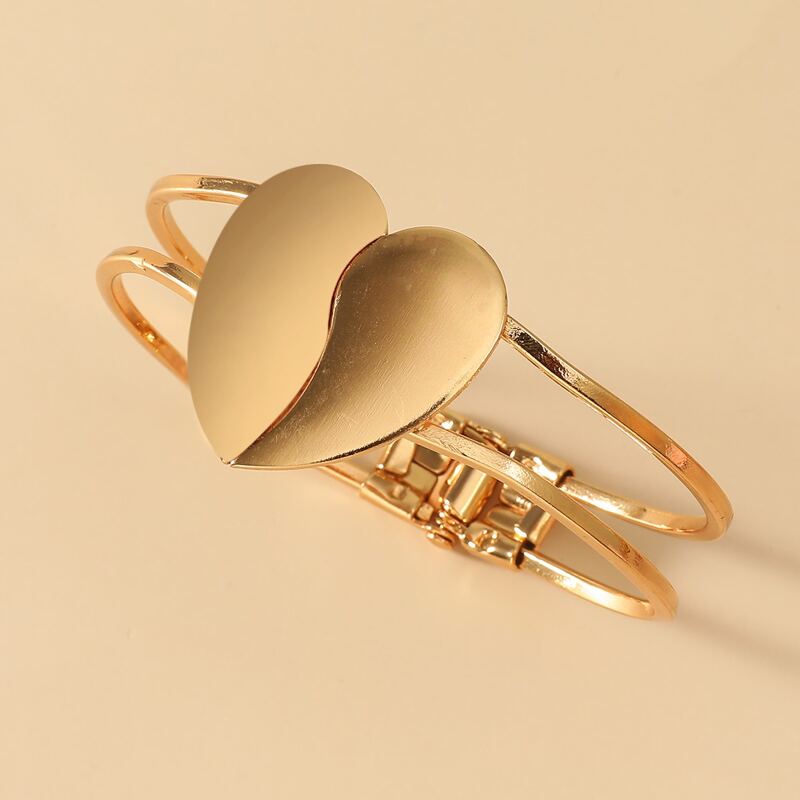 

Heart Decor Bangle, Gold