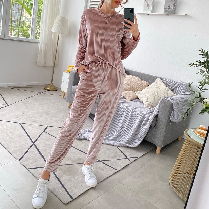

Drop Shoulder Velvet Lounge Set, Dusty pink