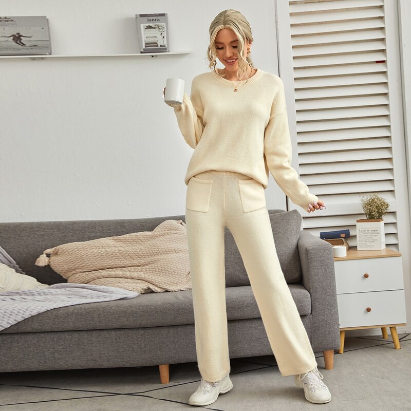 

Drop Shoulder Solid Sweater & Pocket Patch Pants Set, Beige