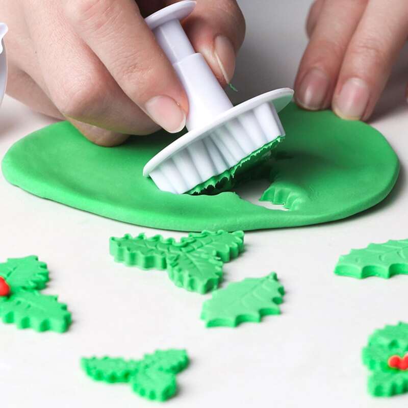 

2pcs Leaf Shaped Embossed Mold, White