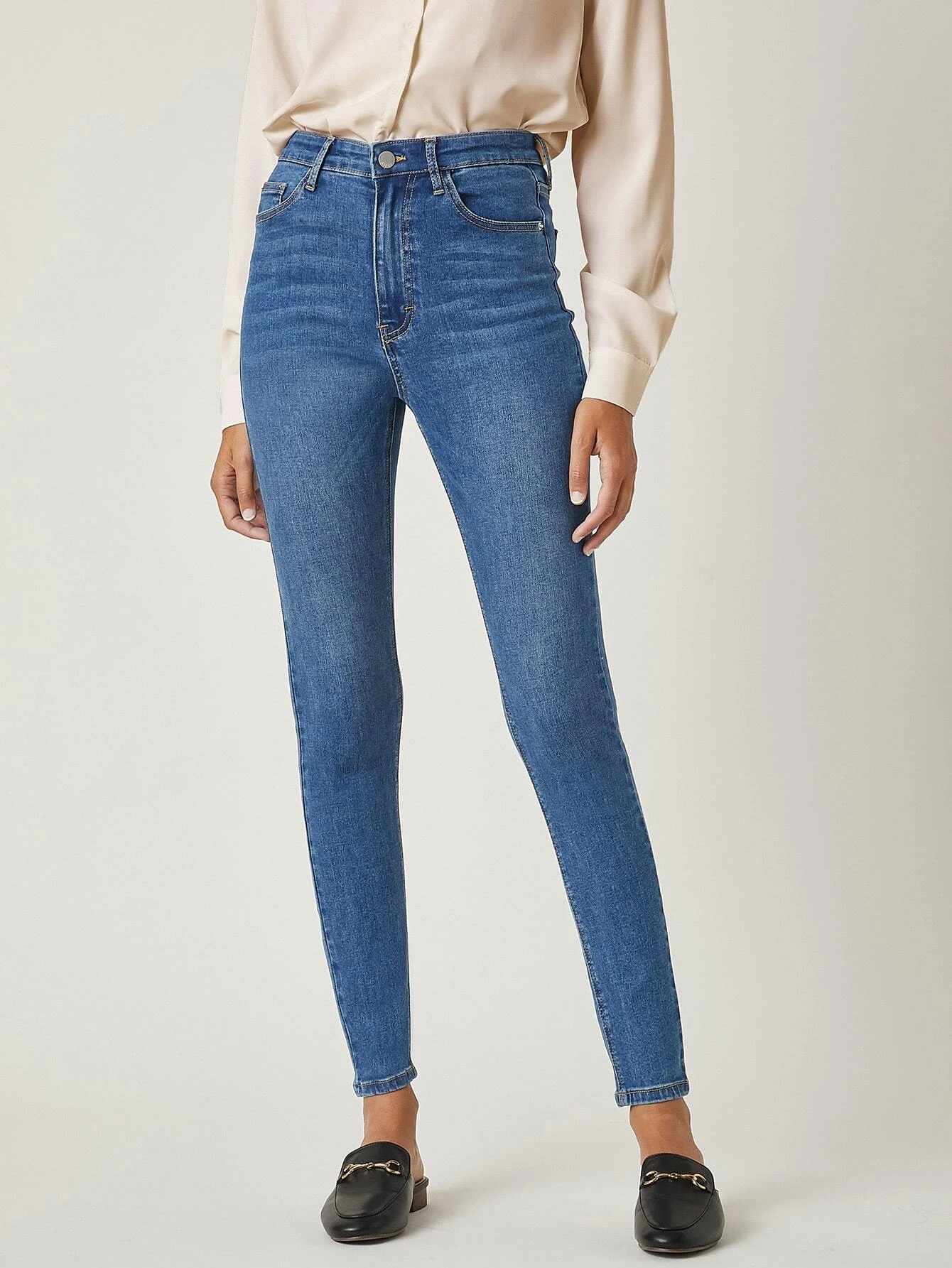 middle waist jeans