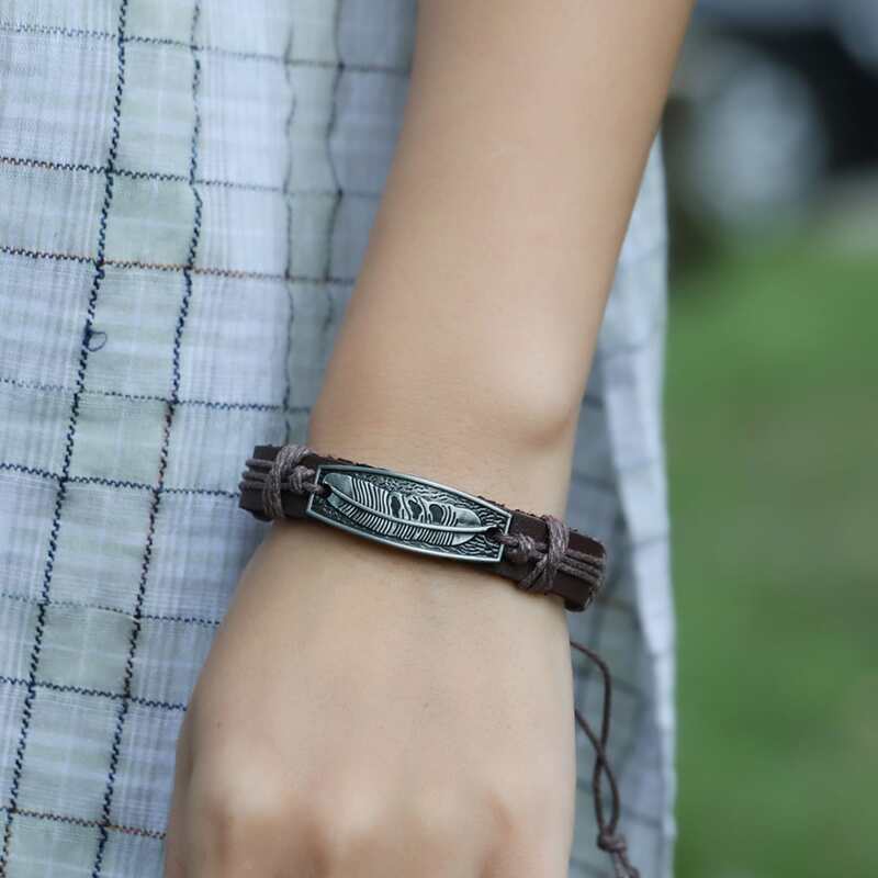 

Guys Metal Geometric Decor Bracelet, Brown