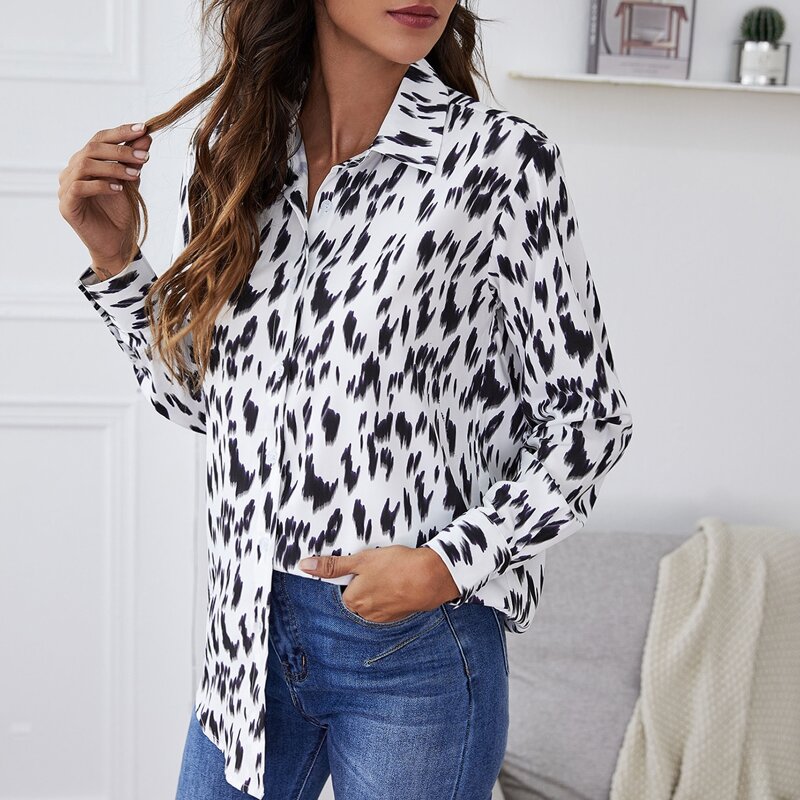 

Allover Print Button Up Longline Blouse, Black and white