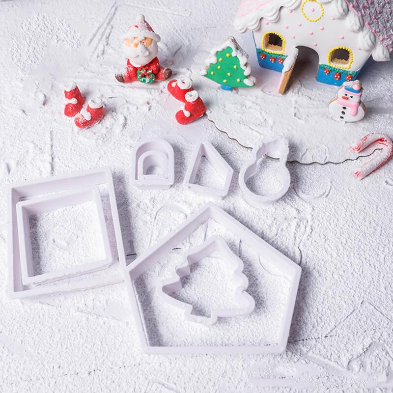 

8pcs Christmas Biscuit Mold, White