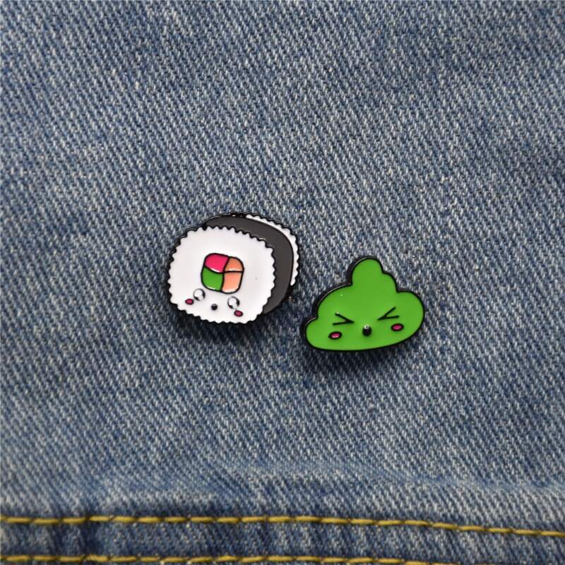 

2pcs Cartoon Design Brooch, Multicolor