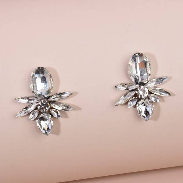 

Gemstone Design Stud Earrings, White