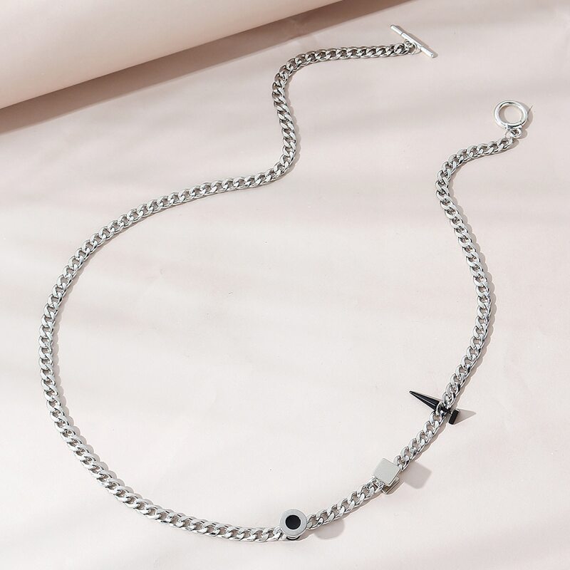 

Guys Geo Decor Chain Necklace, Silver
