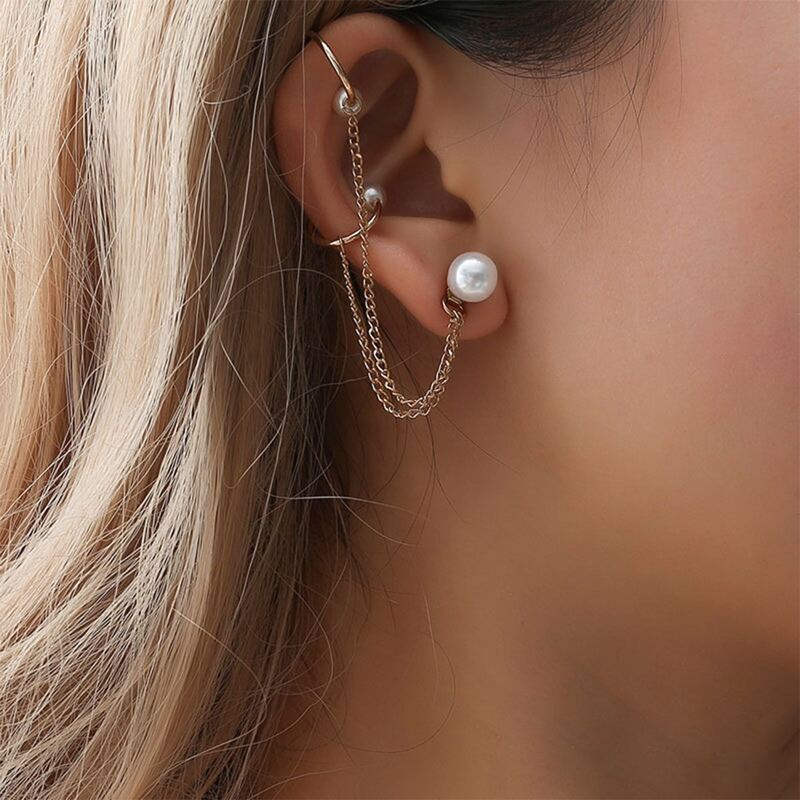 

1pc Faux Pearl Decor Chain Ear Cuff, Gold