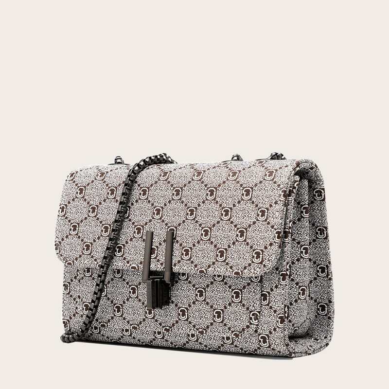 

Quilted Flap Shoulder Bag, Grey