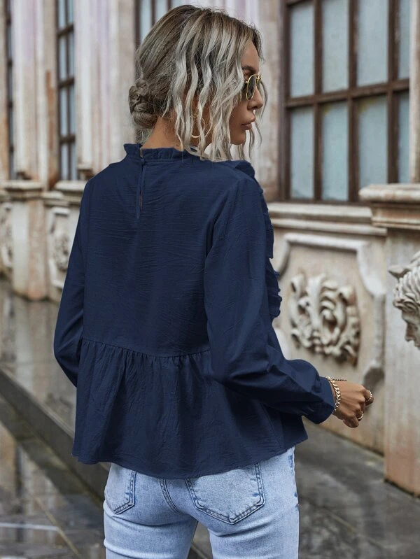 Camisa ajustada bajo fruncido con bordado con ojal | Mode de Camisa ajustada bajo fruncido con bordado con ojal | Mode de