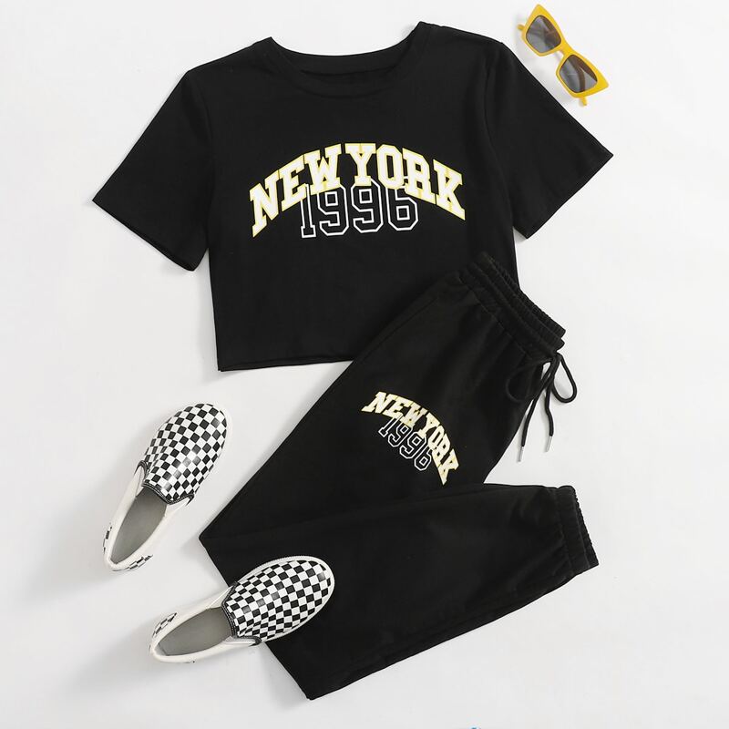 

Letter Graphic Tee & Drawstring Pants, Black