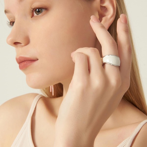 

Minimalist Cuff Ring, Silver