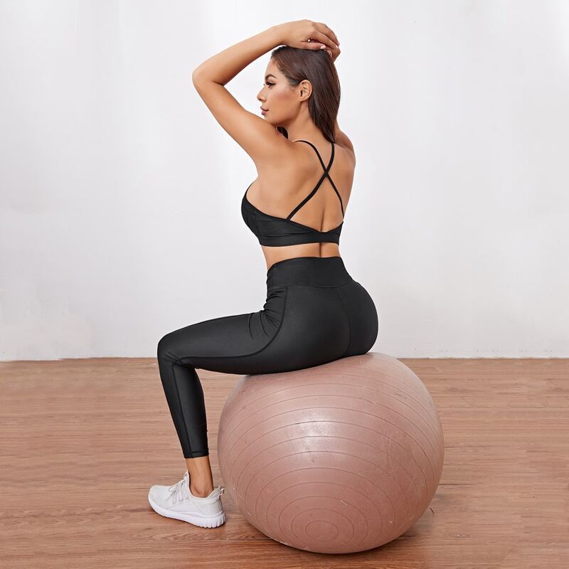 

Criss Cross Back Sports Bra & Leggings, Black