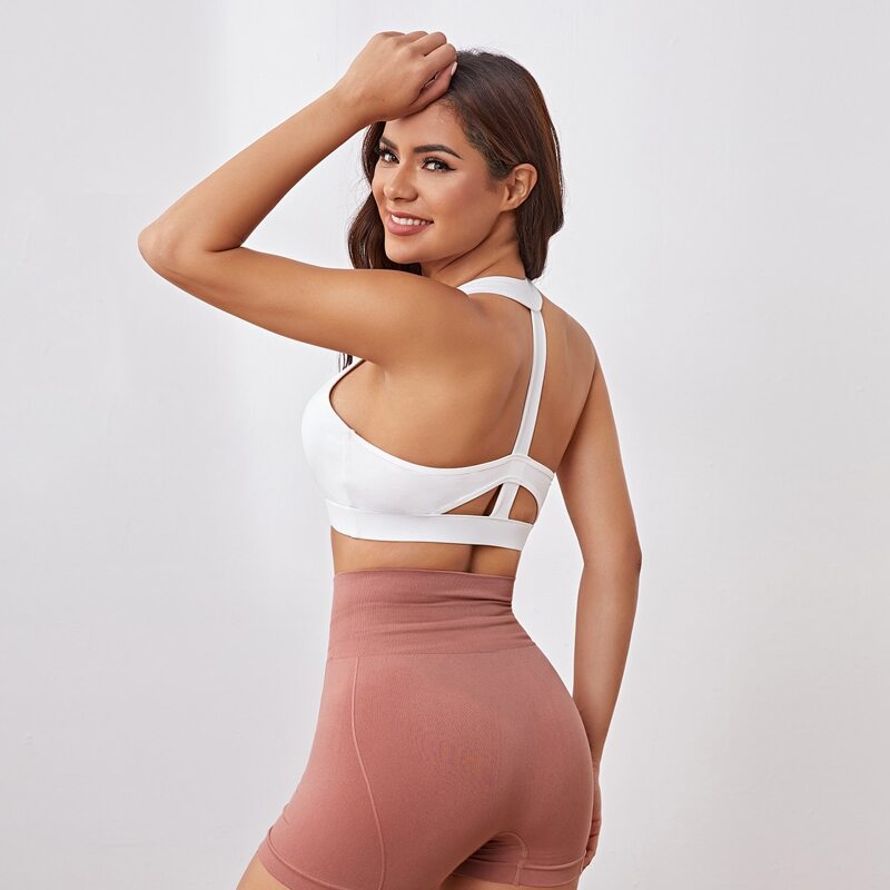 

Cut Out Back Scoop Neck Sports Bra, White