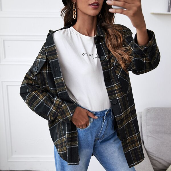 

Flap Pocket Curved Hem Tartan Coat, Multicolor