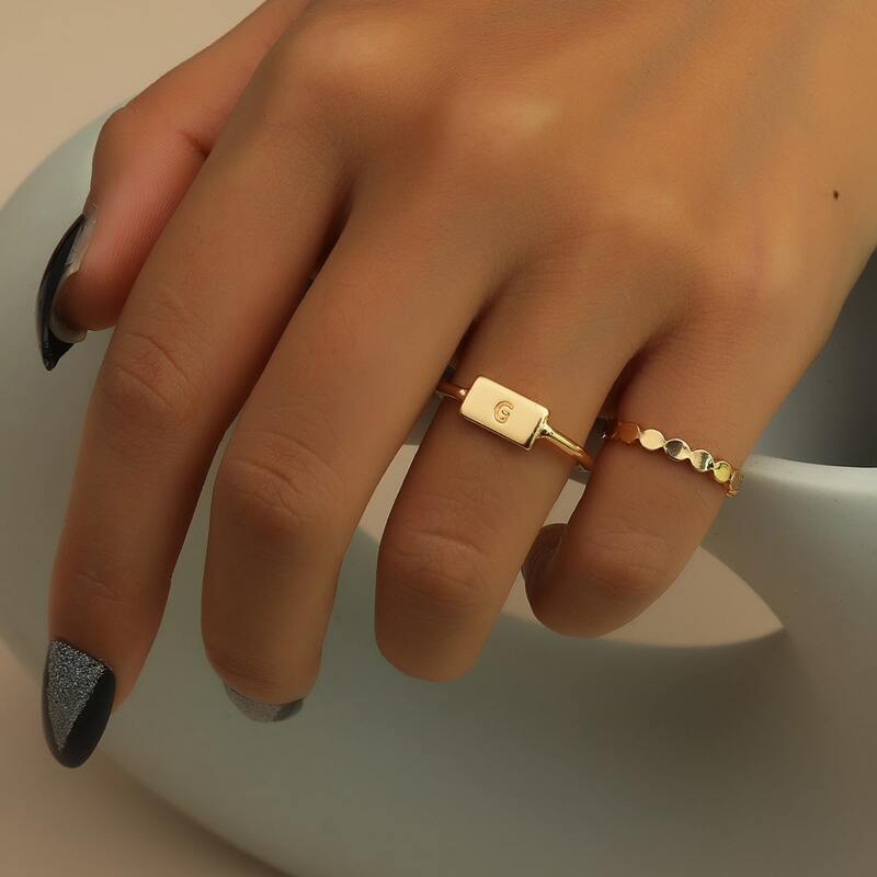 

2pcs Letter Engraved Cuff Ring, Gold