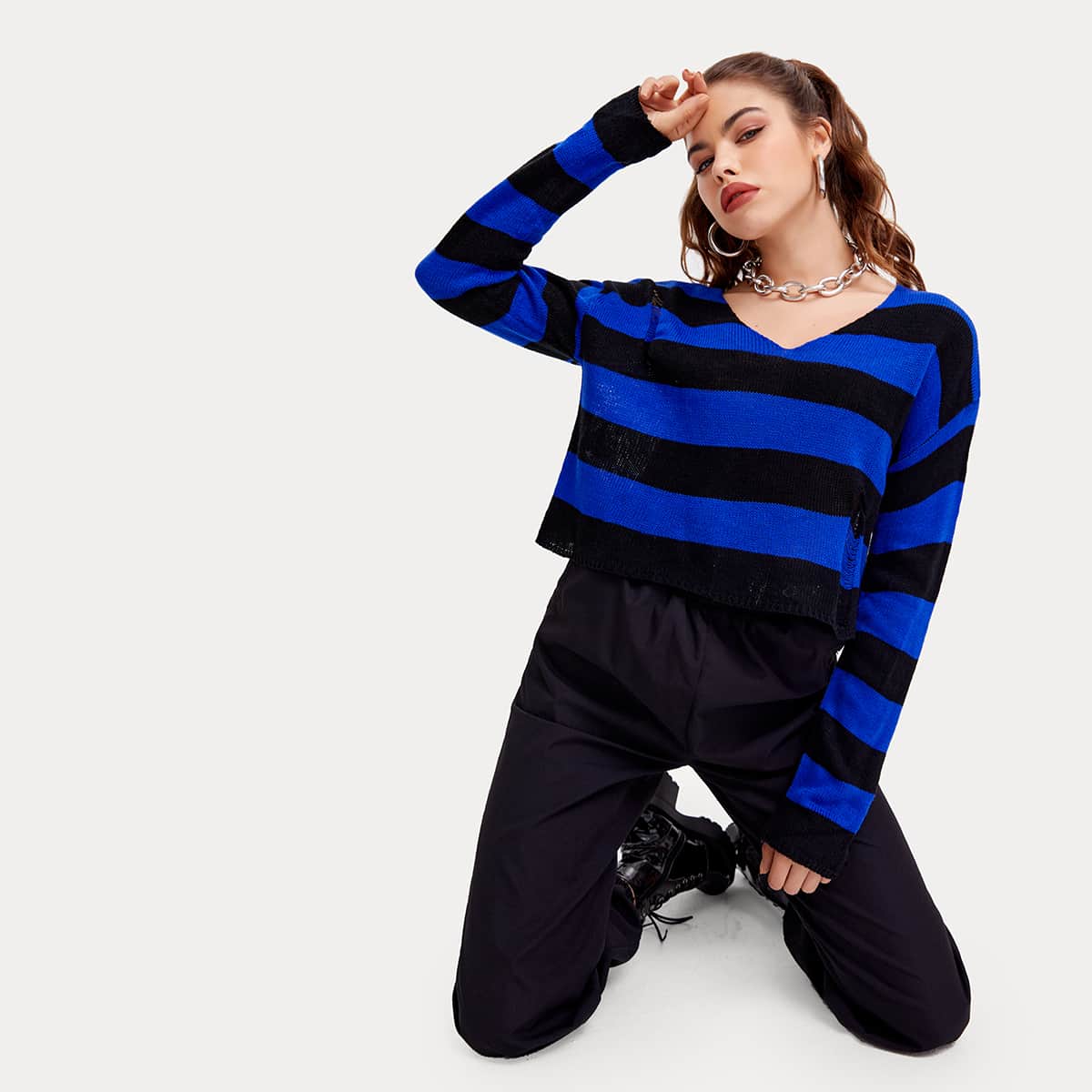 

V-neck Striped Ripped Crop Sweater, Multicolor