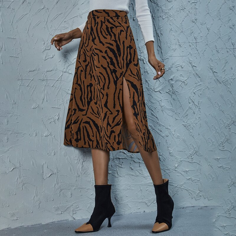 

Allover Print Split Thigh Skirt, Coffee brown