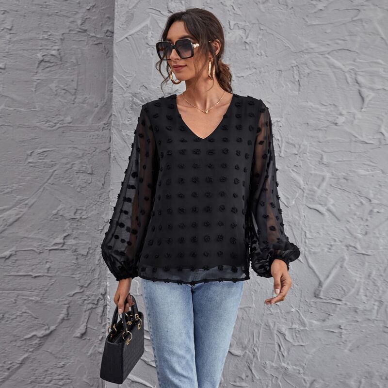 

Lantern Sleeve Appliques Top, Black