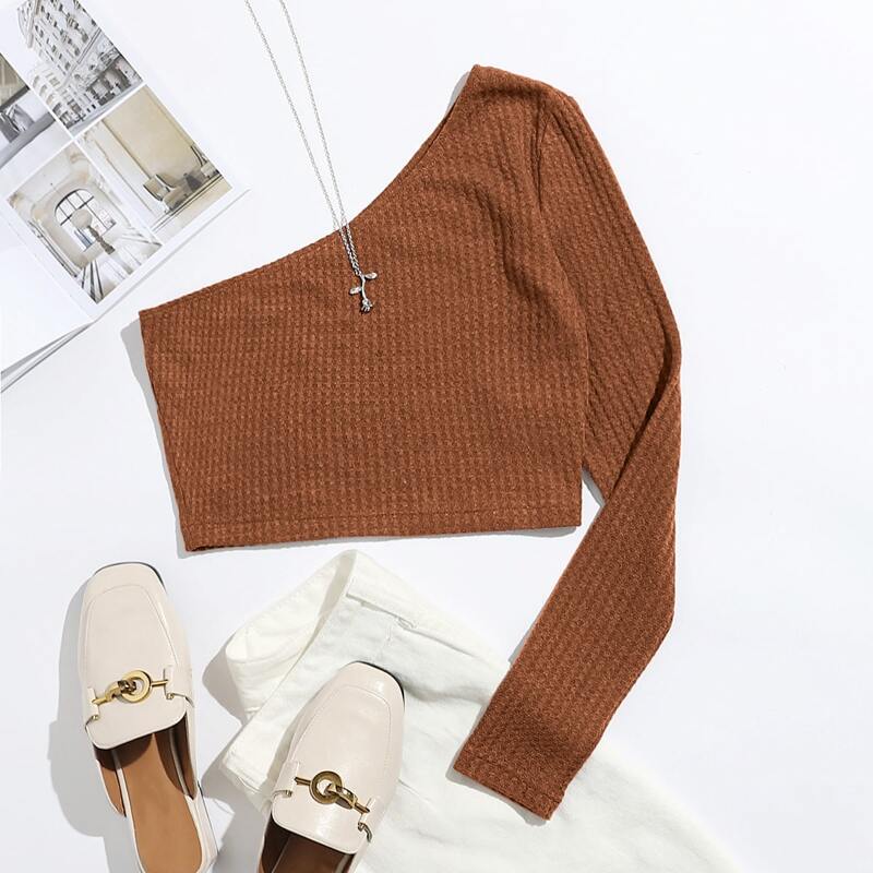 

One Shoulder Solid Crop Tee, Brown