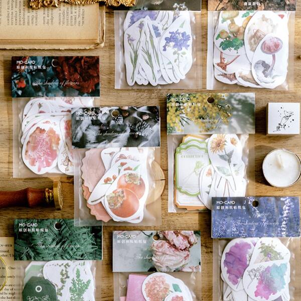 

40pcs Flower Print Random Sticker, Multicolor