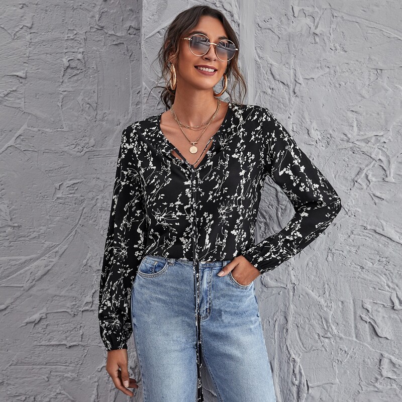 

Tie Neck Ditsy Floral Top, Black