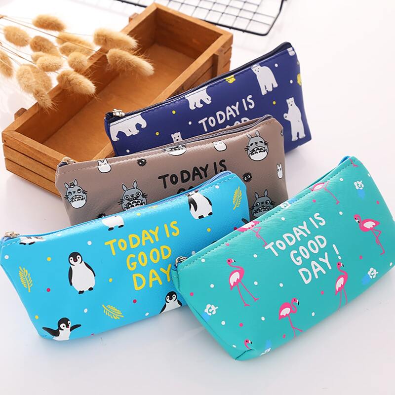 

1pc Cartoon Graphic Random Pencil Bag, Multicolor