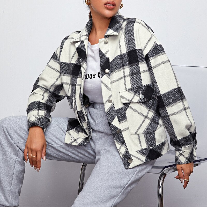 

Drop Shoulder Flap Pocket Plaid Jacket, Black and white