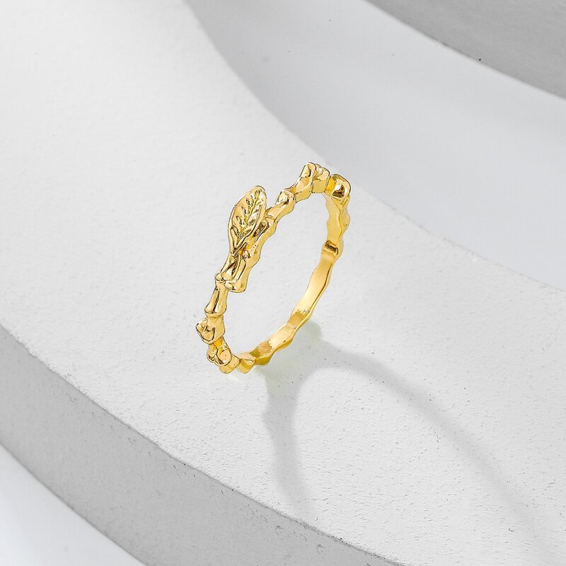 

Guys Leaf Design Ring, Gold