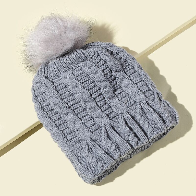 

Pom Pom Beanie, Grey