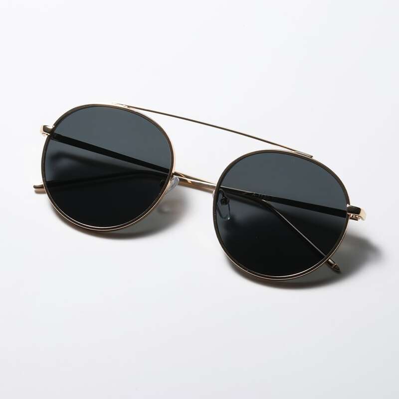 

Metal Frame Sunglasses