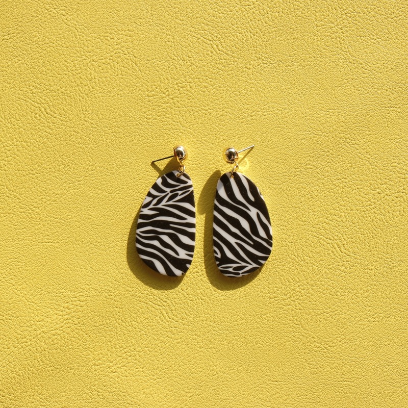 

Zebra Stripe Pattern Drop Earrings, Black and white