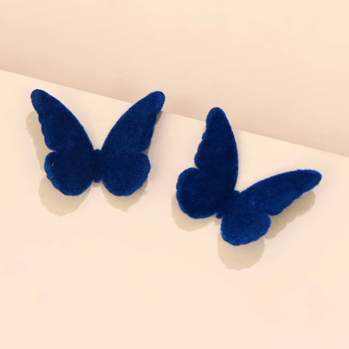 

Butterfly Design Stud Earrings, Royal blue