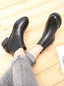 Wide Fit Chelsea Boots - Black - View 4