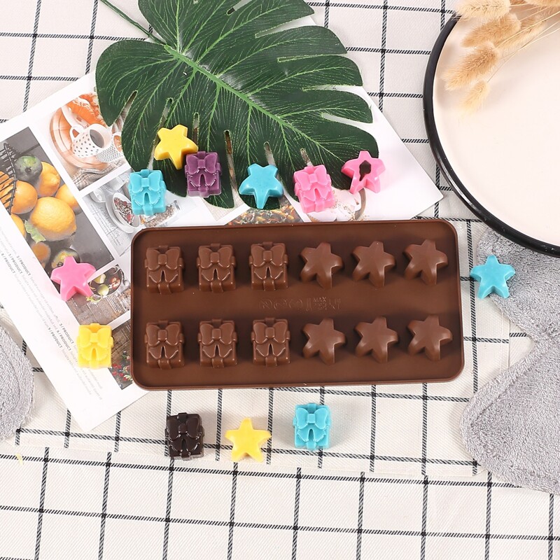 

1pc Christmas Silicone Chocolate Mold, Brown
