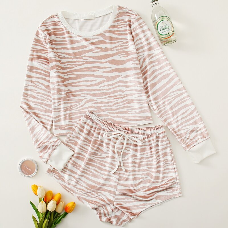 

Zebra Stripe Tie Front Shorts Lounge Set, Multicolor