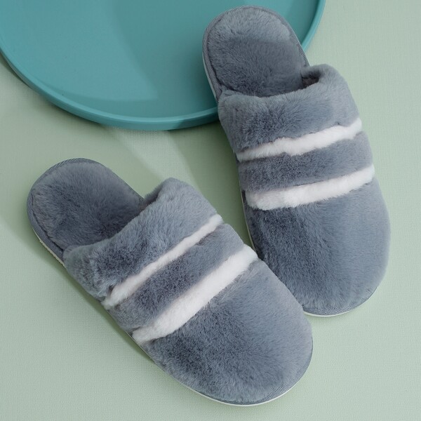 

Men Striped Fluffy Slippers, Grey