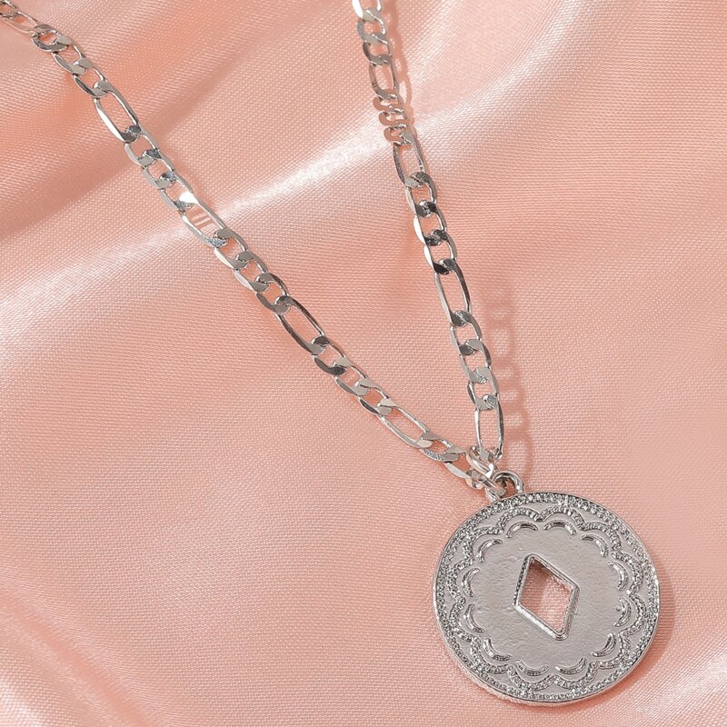 

Hollow Out Round Charm Necklace, Silver