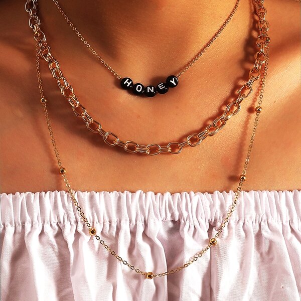 

3pcs Letter Bead Decor Necklace, Multicolor