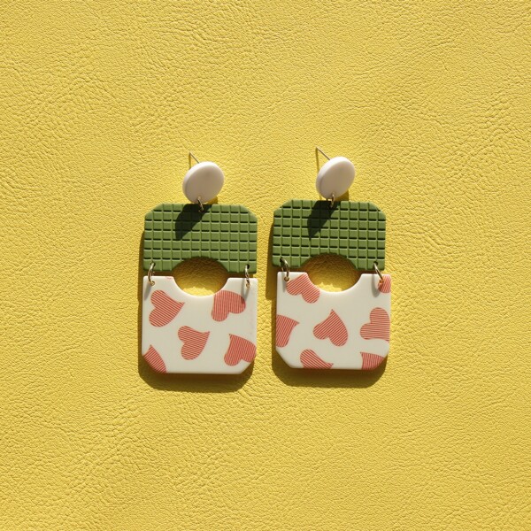 

Heart Pattern Drop Earrings, Multicolor