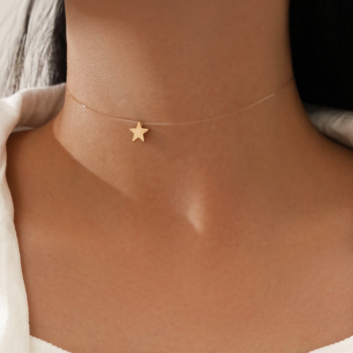 

Star Design Choker, Gold
