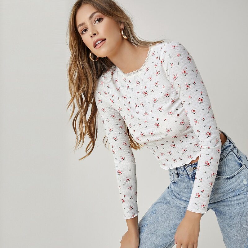 

Lace Trim Ditsy Floral Crop Tee, White