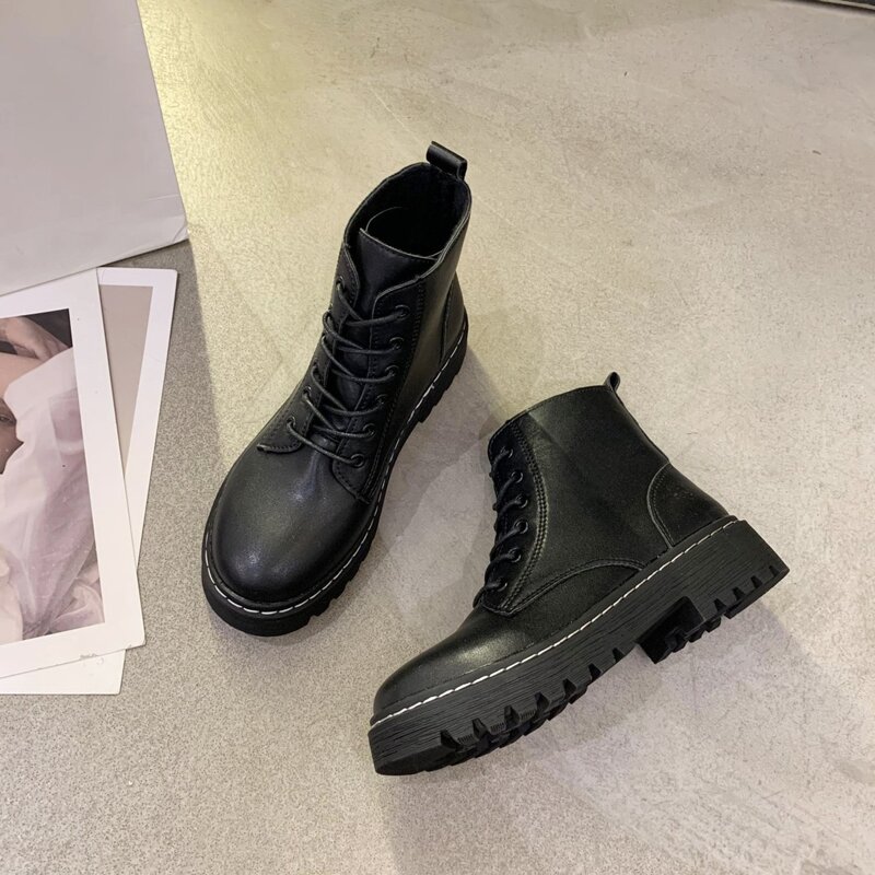 

Solid Lace-up Combat Boots, Black
